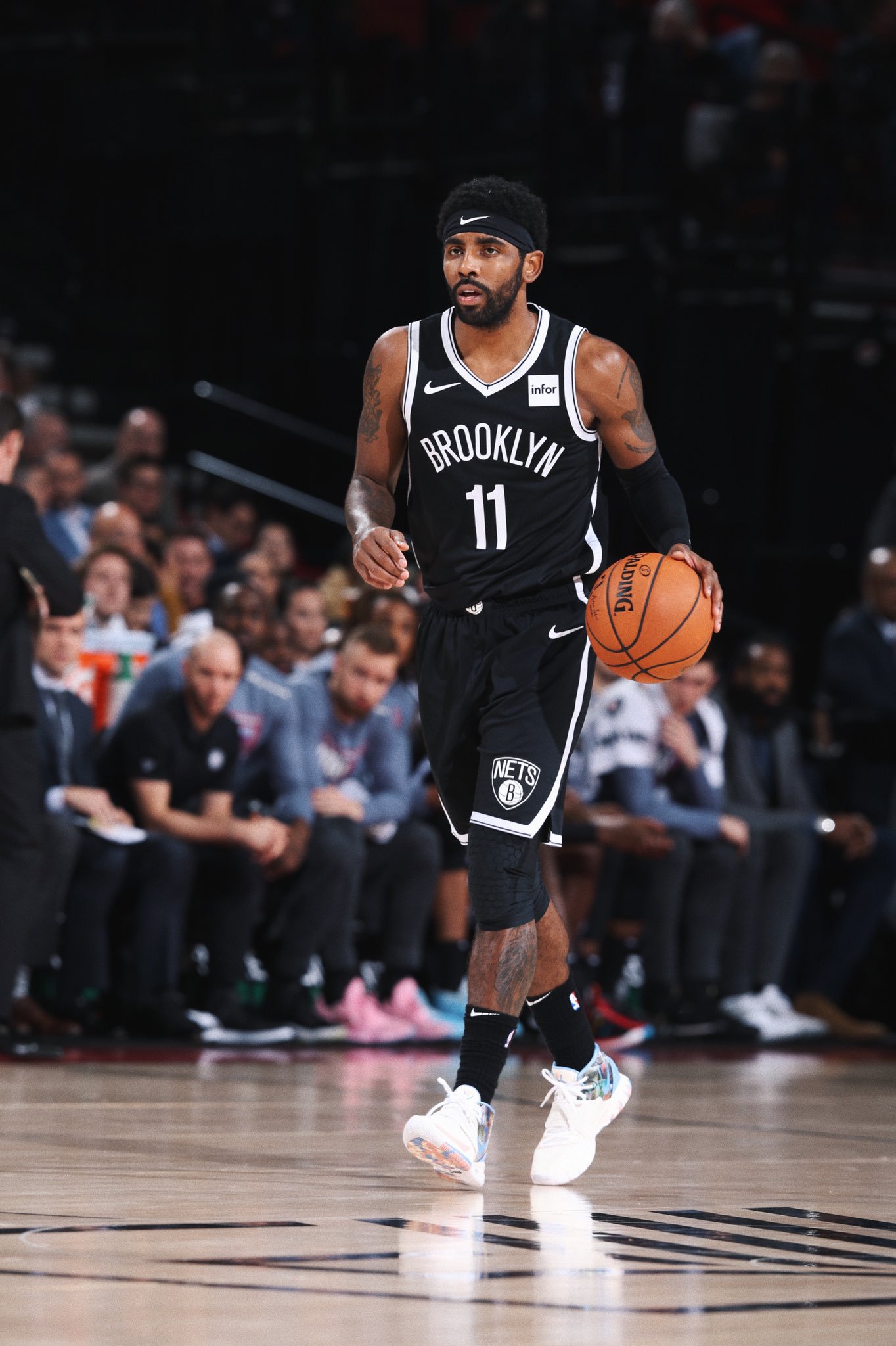 他们利用 他们利用